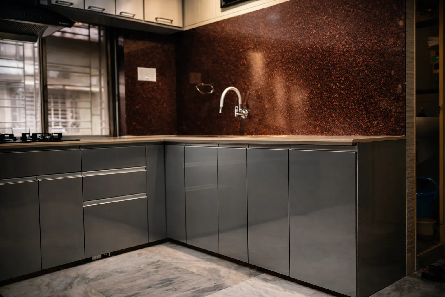 Top Brown Modular Wardrobe & Storage in Nayabad - Image 3